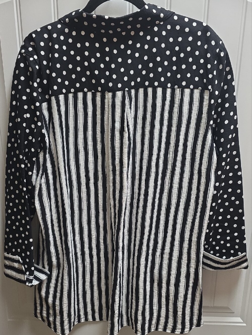 Multiples Black and White Polka Dot Button-Front Blouse XL - Picture 4 of 4